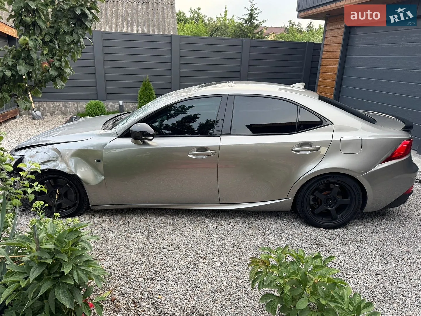 2018 Lexus IS - мініатюра 19
