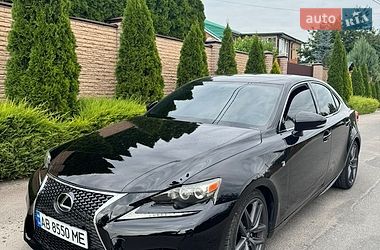 Седан Lexus IS 2014 в Виннице