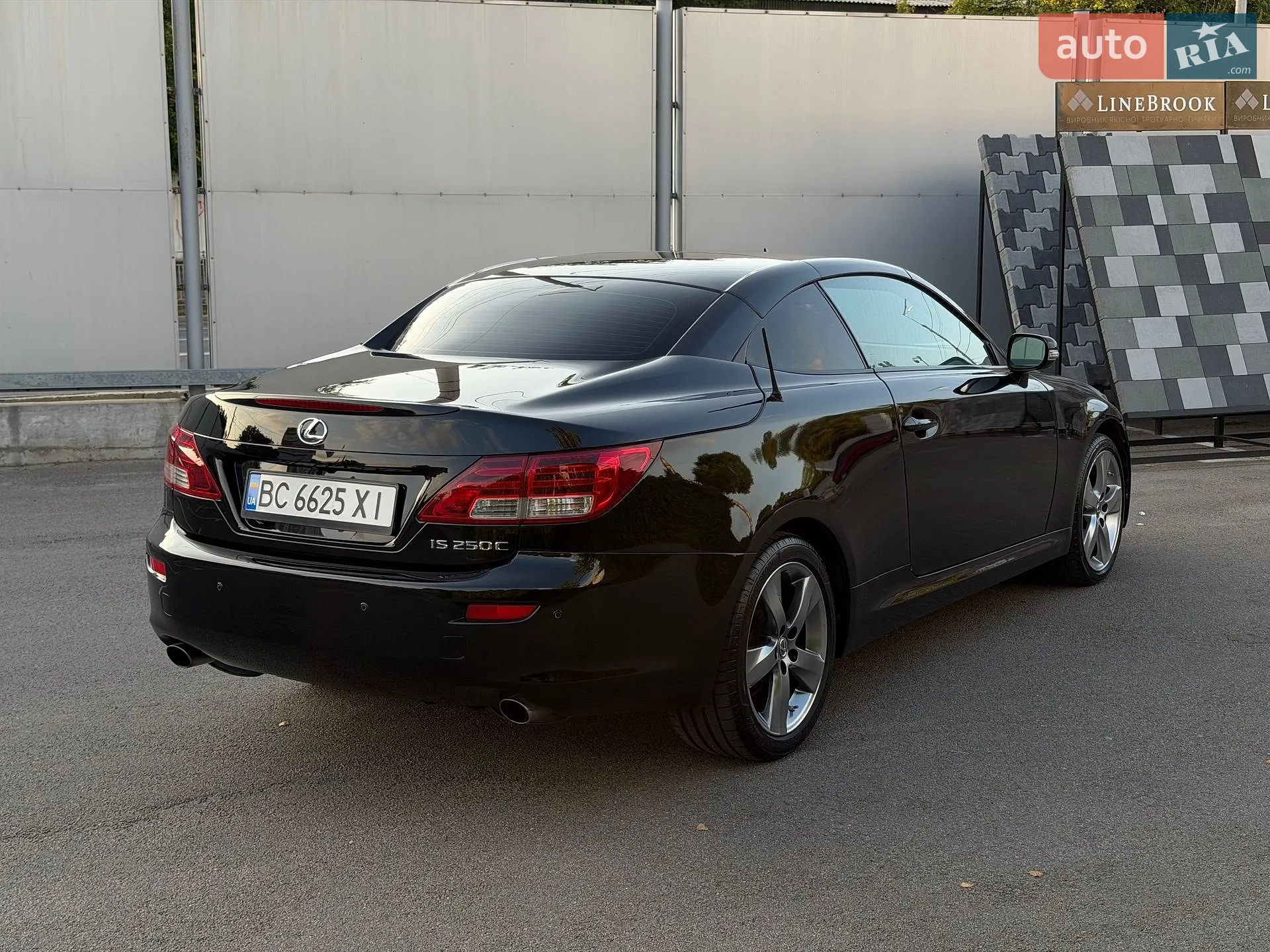 2011 Lexus IS - мініатюра 9