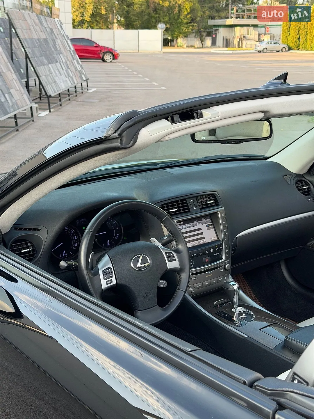 2011 Lexus IS - мініатюра 35