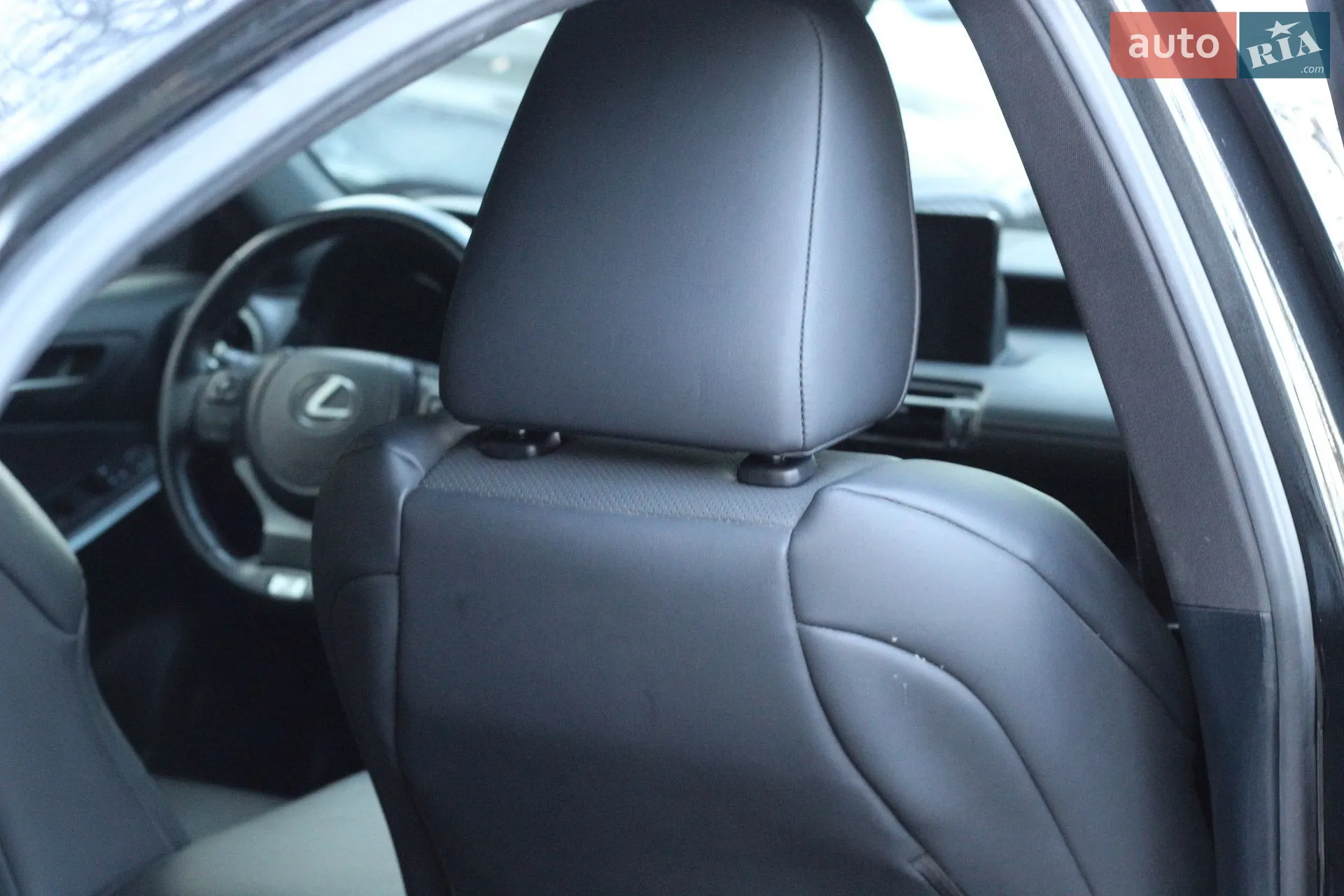 2021 Lexus IS - мініатюра 24
