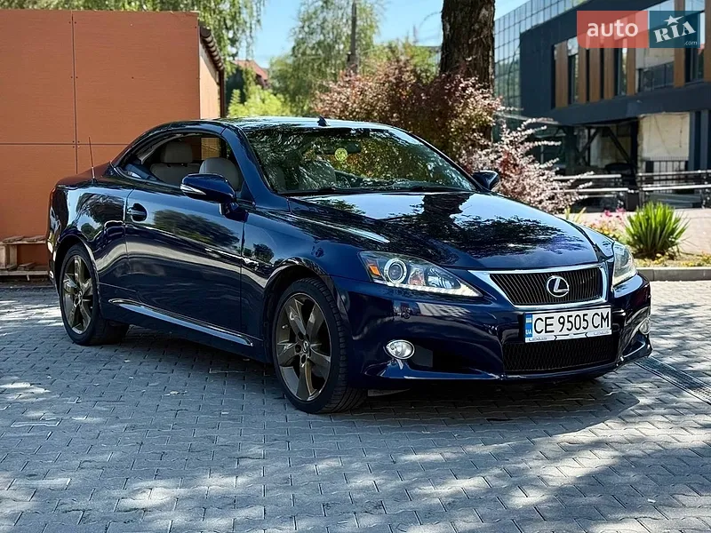 Lexus IS 2011