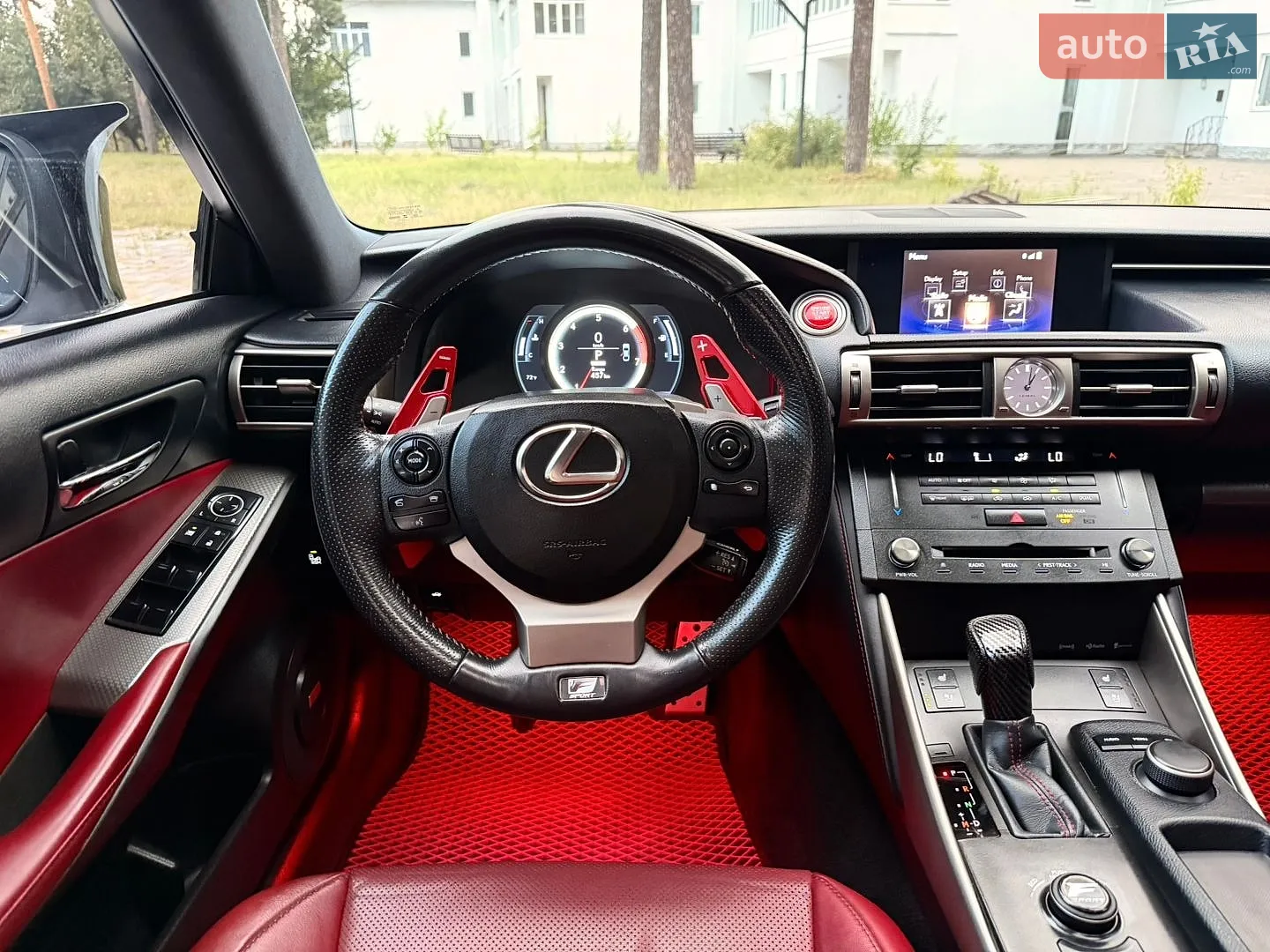 2015 Lexus IS - мініатюра 15