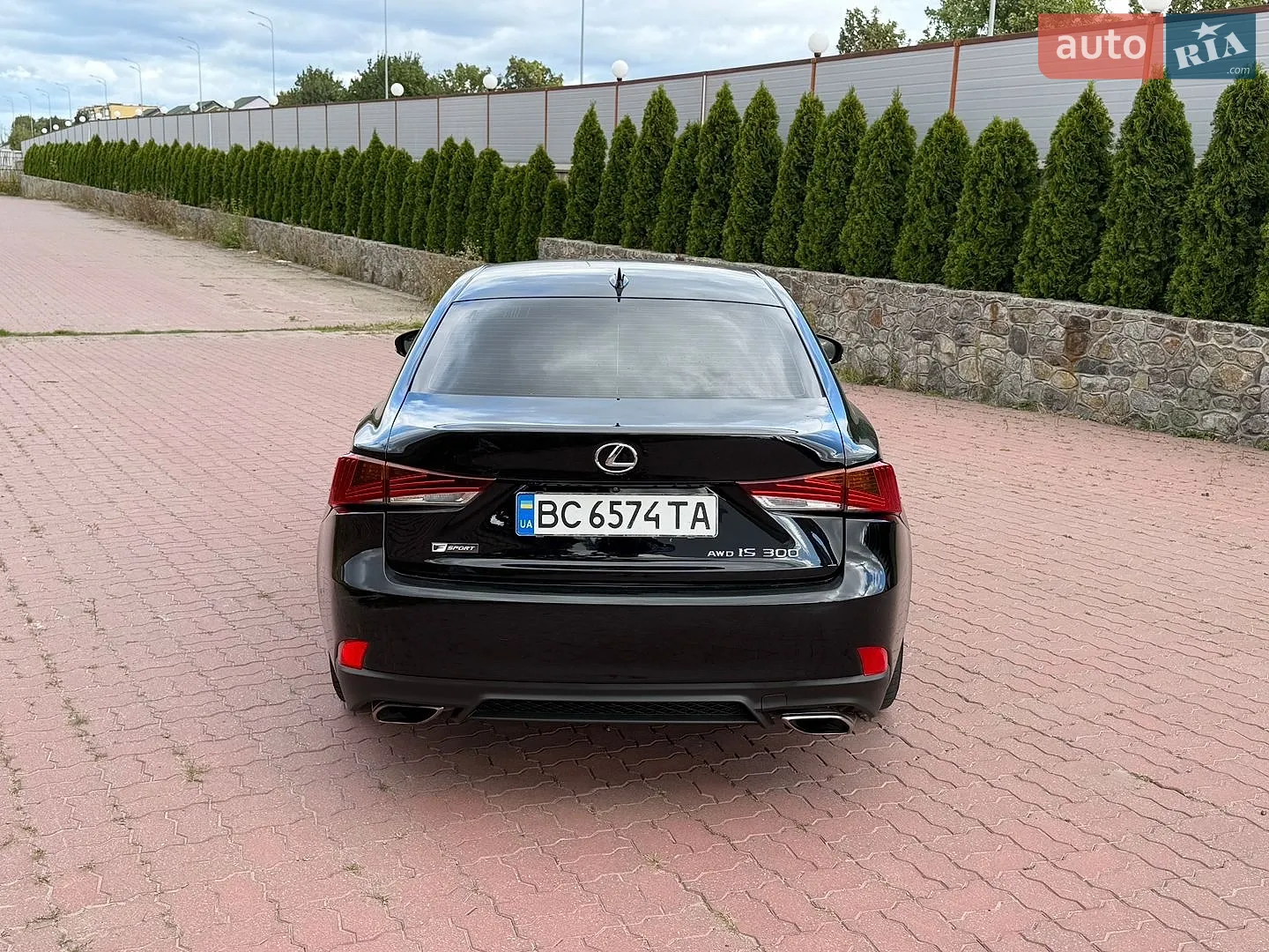 2017 Lexus IS - мініатюра 5