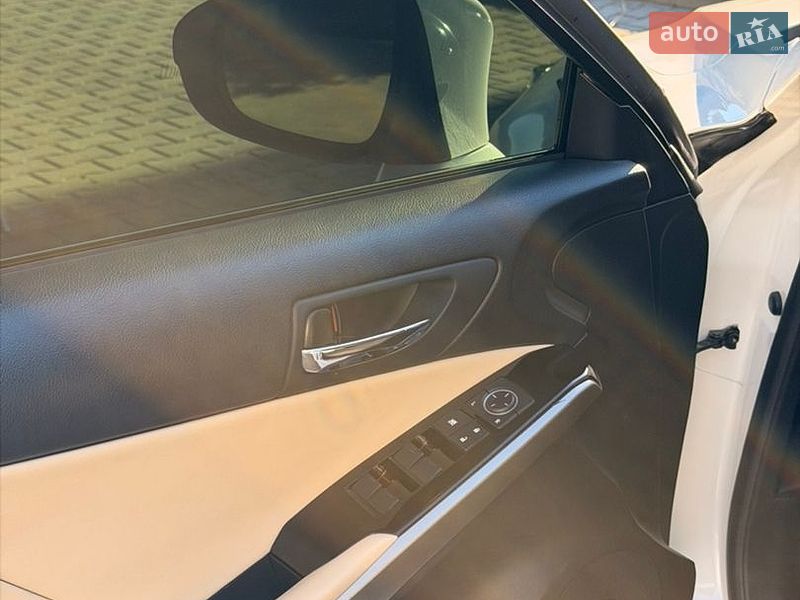 Седан Lexus IS 2015 в Одессе