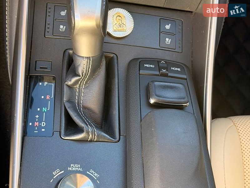 Седан Lexus IS 2015 в Одессе