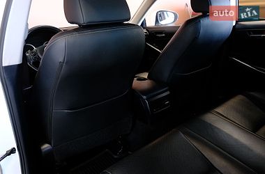 Седан Lexus IS 2015 в Одесі