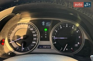 Седан Lexus IS 2007 в Киеве