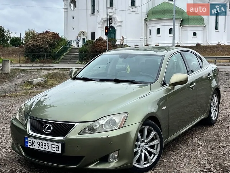 Lexus IS 2006