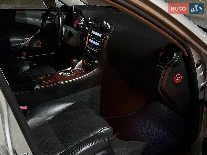 Седан Lexus IS 2007 в Києві фото 24 Седан Lexus IS 2007 в Києві