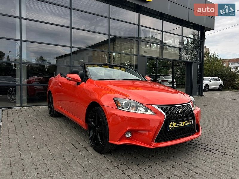 Lexus IS 2012