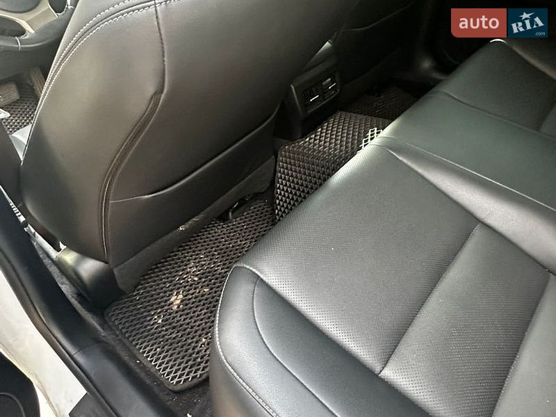 Седан Lexus IS 2013 в Черкассах фото 12 Седан Lexus IS 2013 в Черкассах
