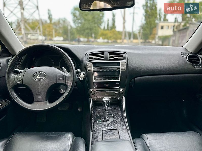 Седан Lexus IS 2006 в Одесі
