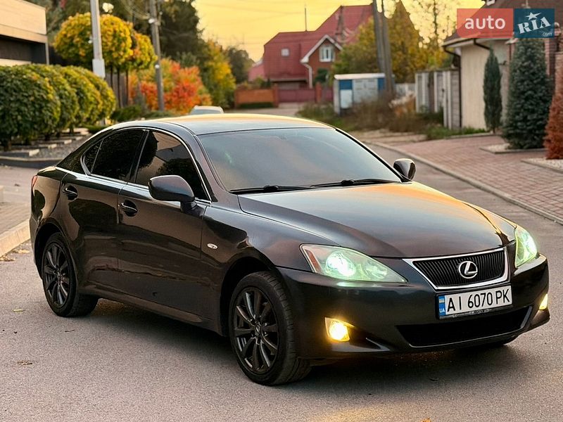 Седан Lexus IS 2006 в Чернигове