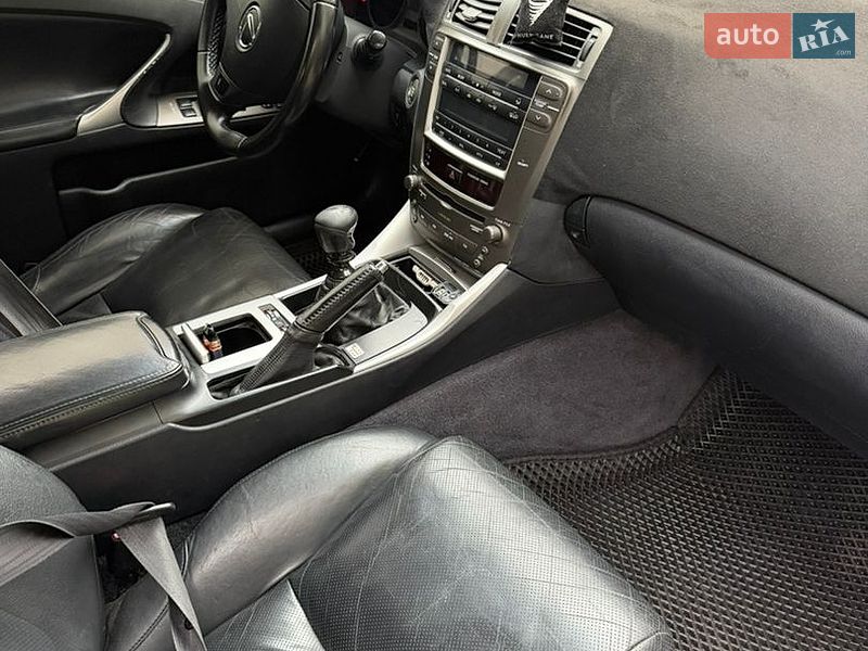 Седан Lexus IS 2006 в Броварах