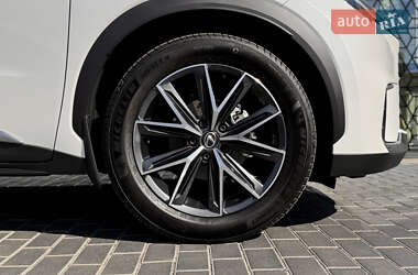 Внедорожник / Кроссовер Lexus LBX 2023 в 