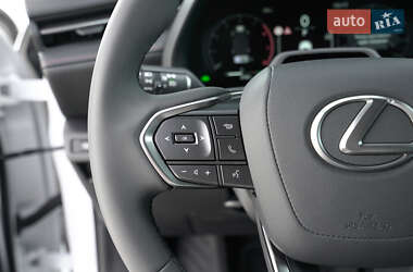 Внедорожник / Кроссовер Lexus LBX 2023 в 
