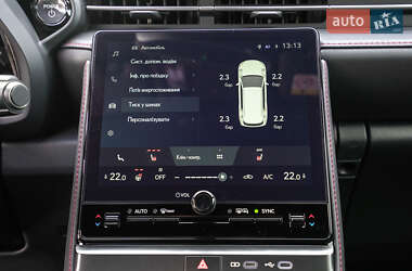 Внедорожник / Кроссовер Lexus LBX 2023 в 