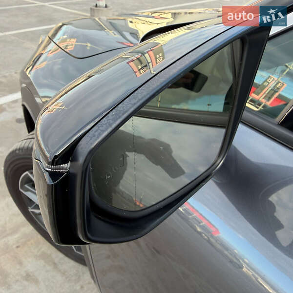 Позашляховик / Кросовер Lexus LBX 2024 в Києві фото 14 Позашляховик / Кросовер Lexus LBX 2024 в Києві