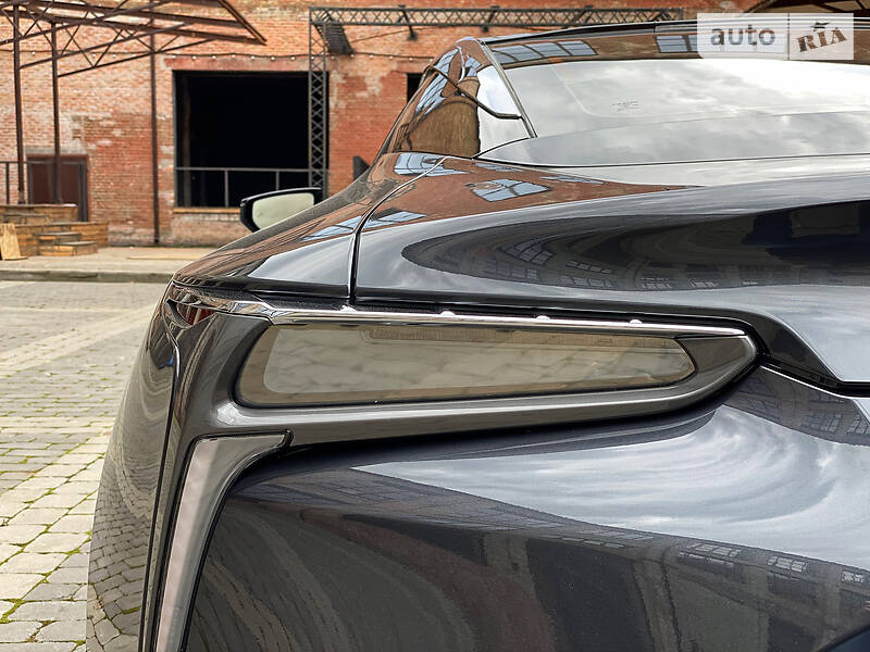 Купе Lexus LC 2017 в Киеве
