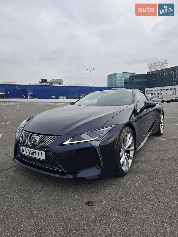 Купе Lexus LC 2018 в 