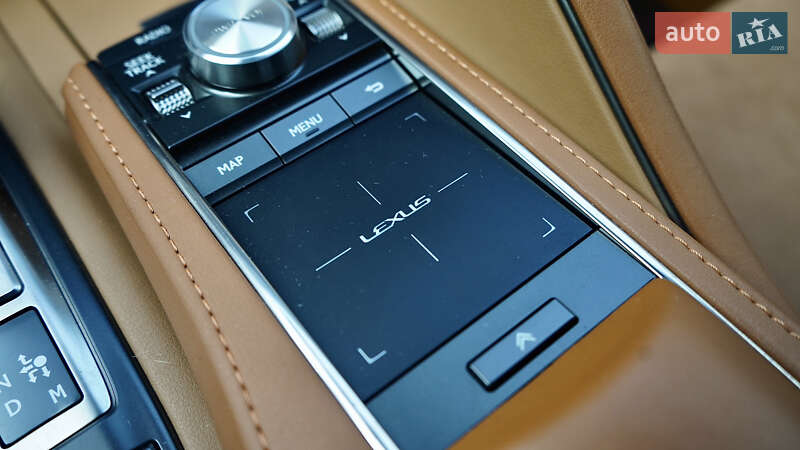 Купе Lexus LC 2017 в Львові фото 54 Купе Lexus LC 2017 в Львові