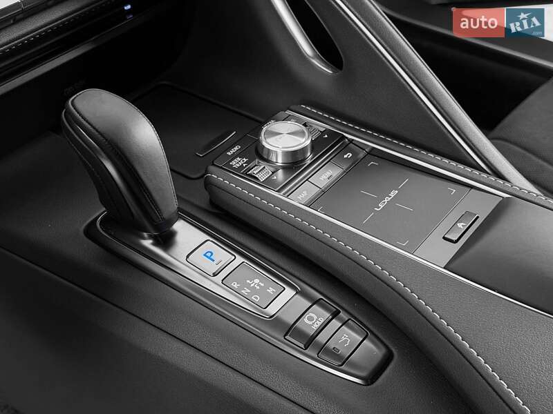 Купе Lexus LC 2022 в Киеве фото 39 Купе Lexus LC 2022 в Киеве