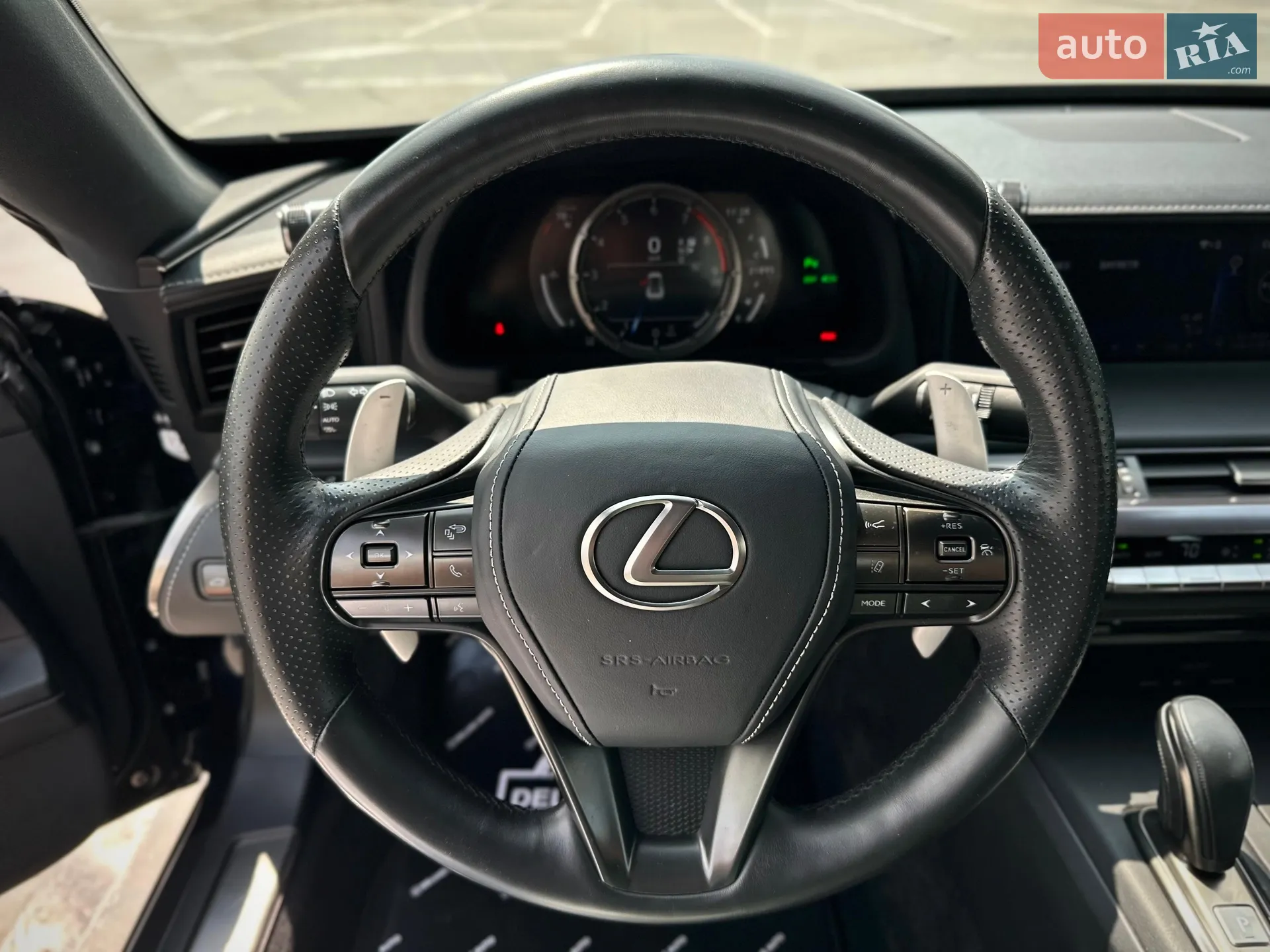 2018 Lexus LC - мініатюра 21