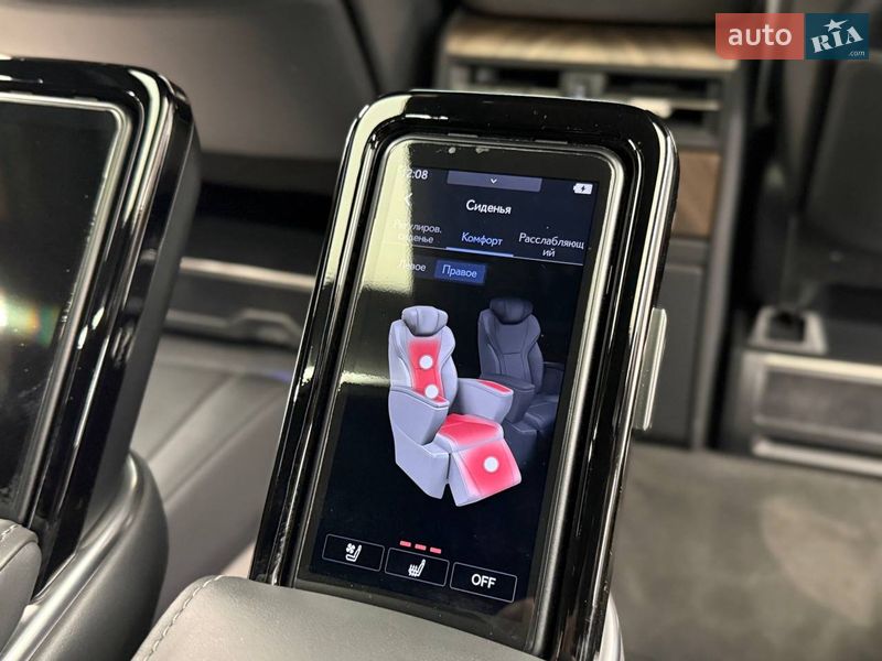 Мінівен Lexus LM 2025 в Києві