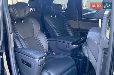 Минивэн Lexus LM 2025 в Киеве