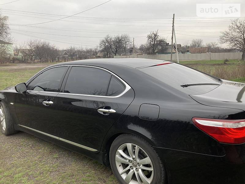 Lexus LS 460 LS 460LONG