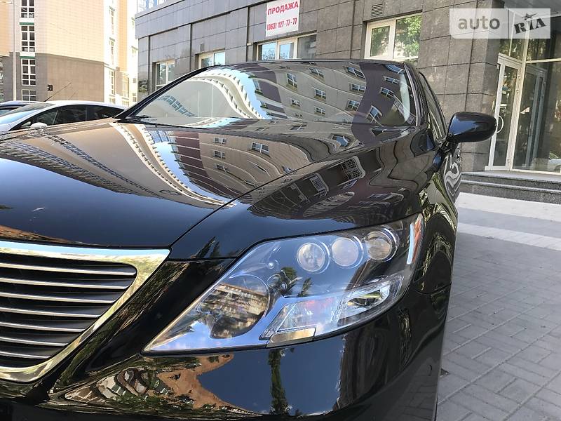 Седан Lexus LS 2008 в Киеве фото 3 Седан Lexus LS 2008 в Киеве