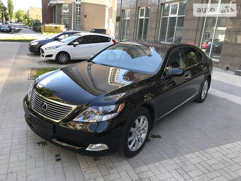 Седан Lexus LS 2008 в Киеве фото 5 Седан Lexus LS 2008 в Киеве