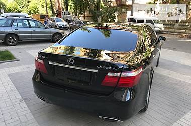 Седан Lexus LS 2008 в 