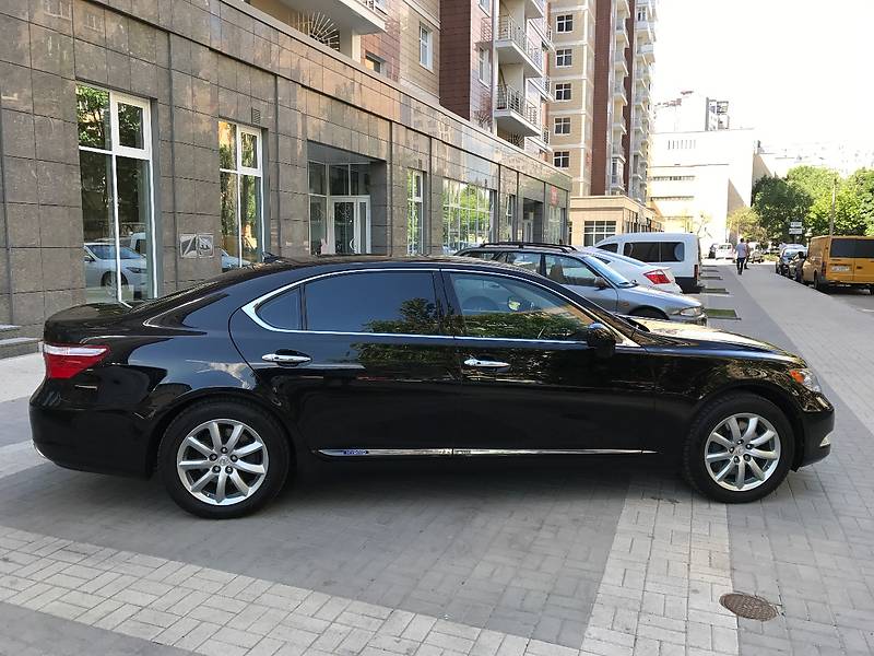 Седан Lexus LS 2008 в Киеве фото 17 Седан Lexus LS 2008 в Киеве