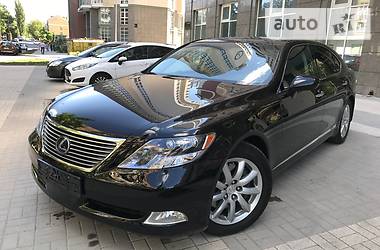 Седан Lexus LS 2008 в 