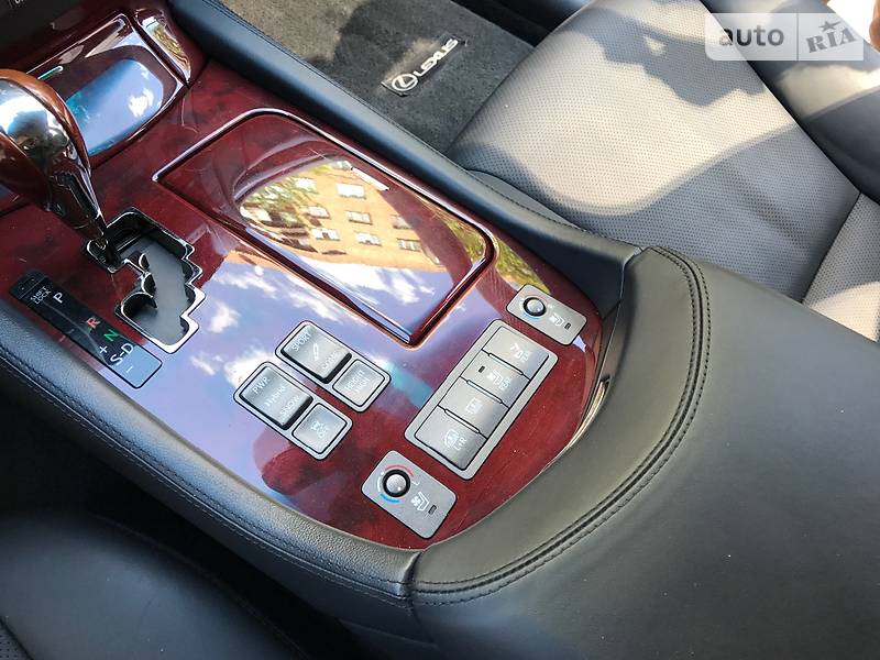 Седан Lexus LS 2008 в Киеве фото 48 Седан Lexus LS 2008 в Киеве