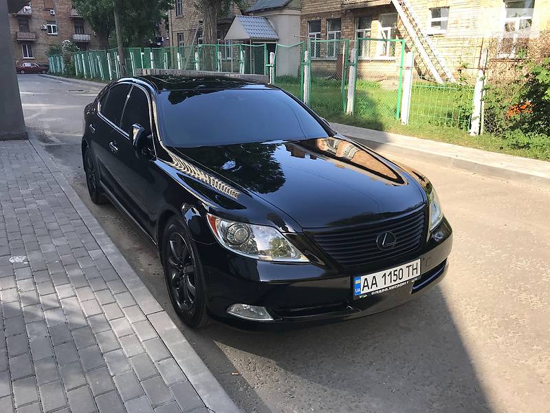 Седан Lexus LS 2007 в Киеве