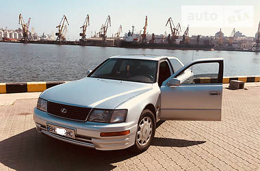 Седан Lexus LS 1996 в Одесі