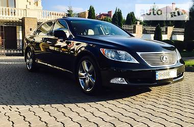 Седан Lexus LS 2008 в Одессе