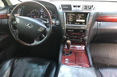 Седан Lexus LS 2008 в Киеве