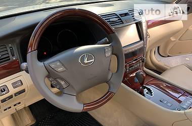 Седан Lexus LS 2008 в Киеве