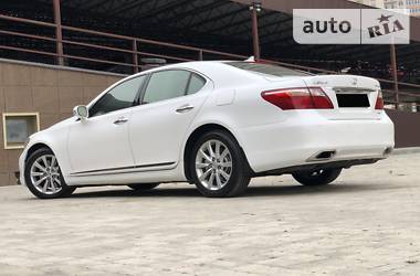 Седан Lexus LS 2011 в Одессе