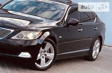 Седан Lexus LS 2008 в 