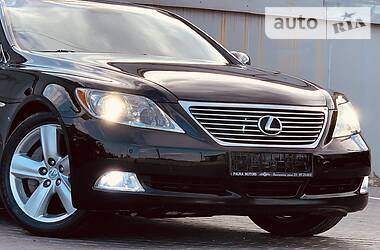 Седан Lexus LS 2008 в 