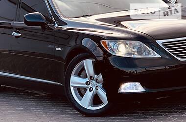 Седан Lexus LS 2008 в 