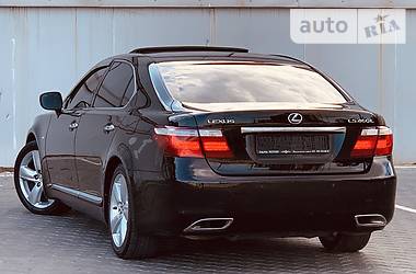 Седан Lexus LS 2008 в 