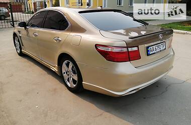 Седан Lexus LS 2006 в 