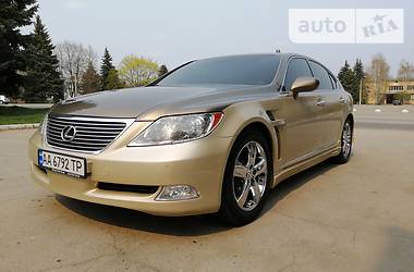 Седан Lexus LS 2006 в 
