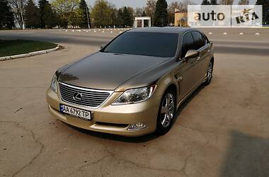 Седан Lexus LS 2006 в 